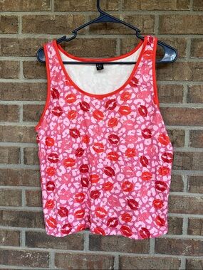 Women's Pink Lip-Print Tank Top - Sleeveless Summer Tee and Sleep Shorts Set